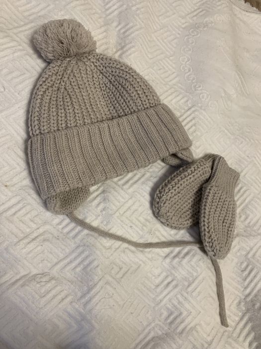 Шапочка з рукавичками від H&m