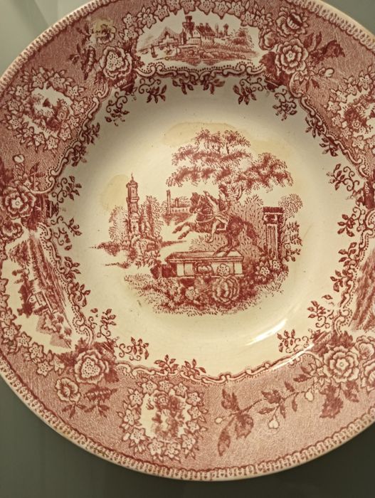 Porcelana Antiga Rara Prato fundo  4 KI Estátua GILMAN & Cta  SACAVÉM*