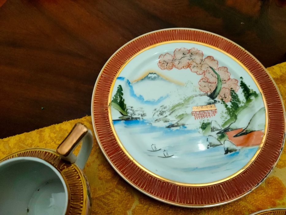 Serviço de chá pintado à mão com 8 peças