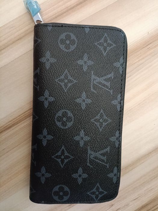 Nowy piękny portfel Louis Vuitton
