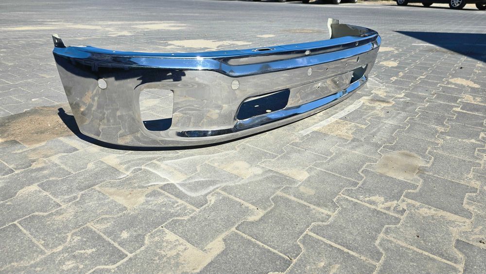 Zderzak przedni Dodge Ram