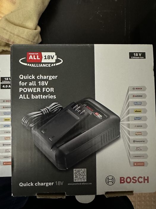 Pack bateria e carregador bosch PBA 18V 4.0Ah