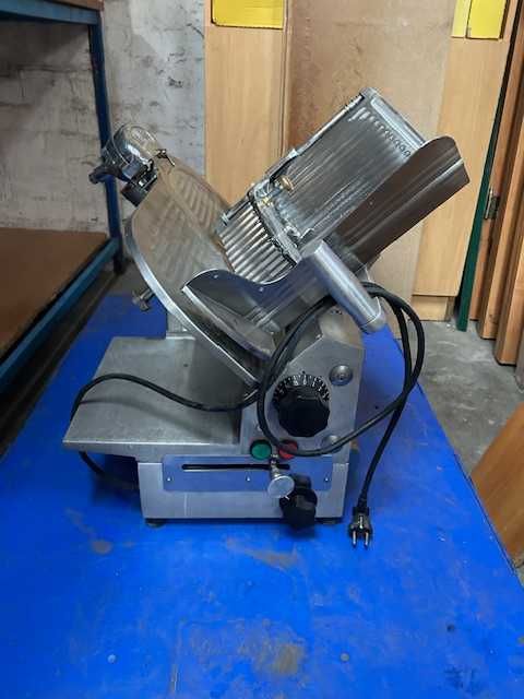 Krajalnica Ma-Ga 612 p półautomatyczna