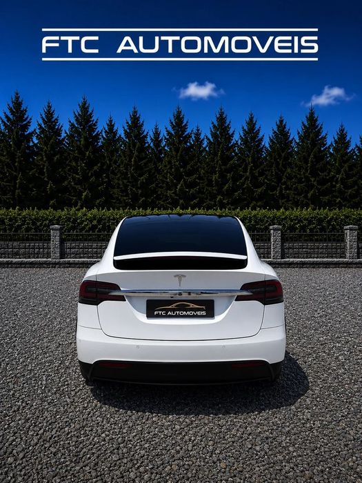 Tesla Model X 100D