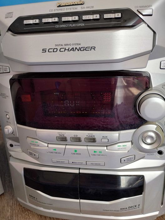 Мощный 400 Вт Panasonic ( Блютуз - AUX ) Внутри НЧ сабвуферы сабы