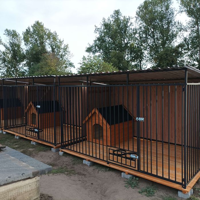 Kojce dla Psów klatki boxy schowki drewniane transport montaż w cenie