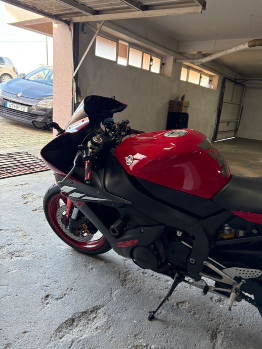 Yamaha R1 motas