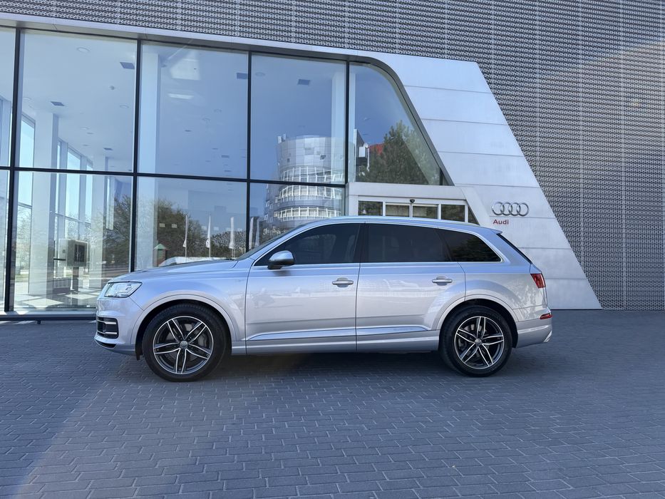 продам Audi q7 Prestige 2017