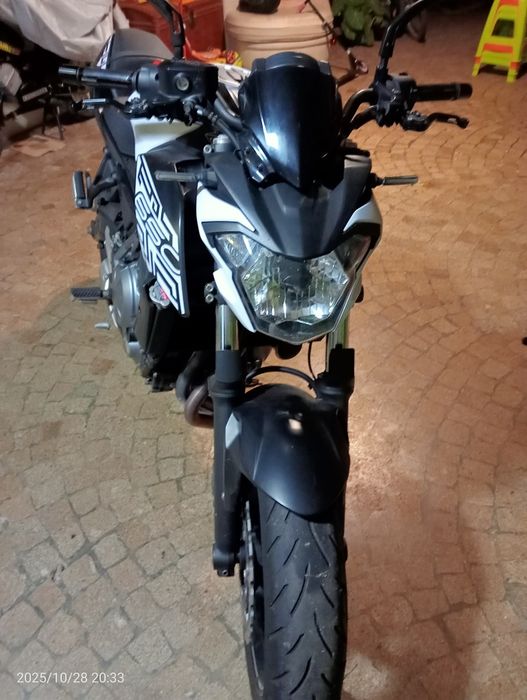 Mota Kawasaki z650