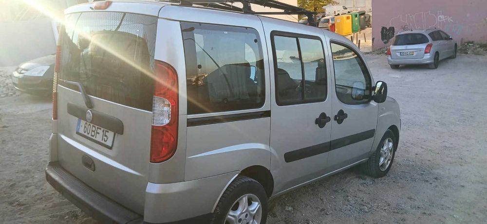 Fiat Doblo (7 lugares) 2007