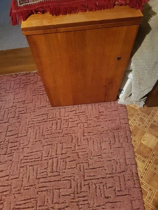 Продам швейная машинка Чайка ножная