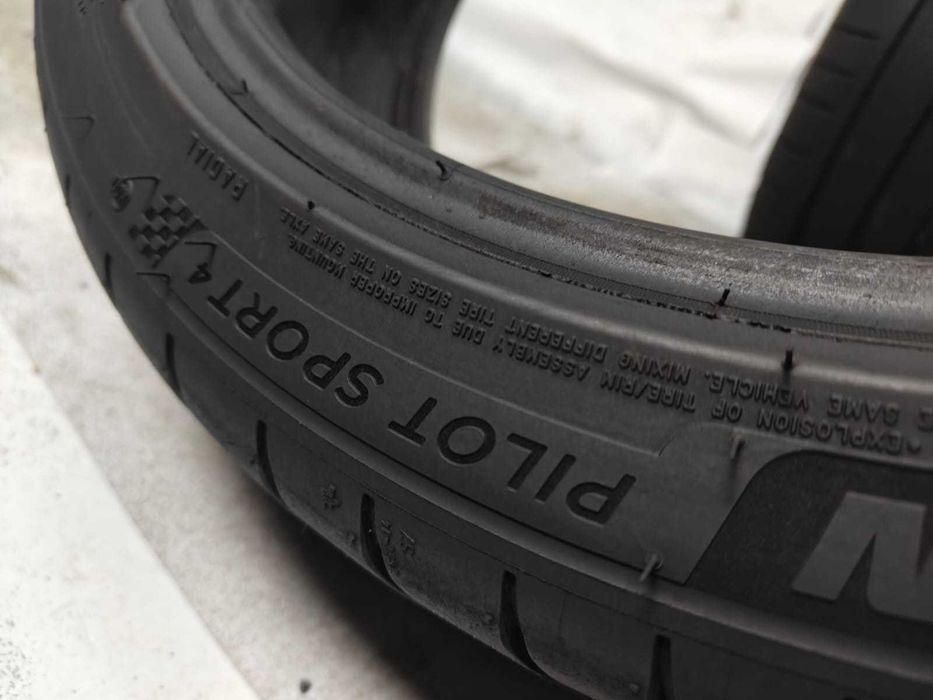 Шини літні 2шт Michelin Pilot Sport 4 R18 235/40 95Y XL шини літні