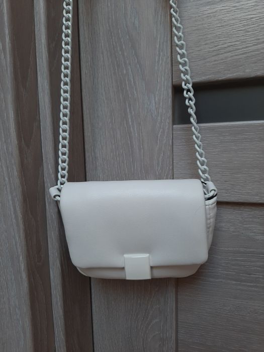 Сумочка ( Stradivarius )