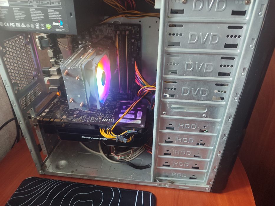 игровой ПК. GTX970, i5-6400, 16гб оперативы ддр4, SSD120, SSD240