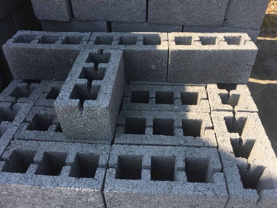 25 грн Шлакоблок вібропресований.