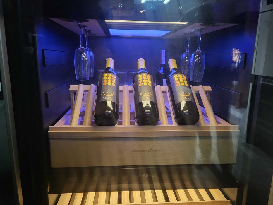 Chłodziarka do wina Asco WCN311942G