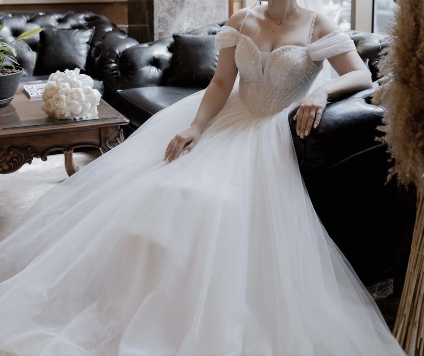 Свадебное платье, Весільна сукня