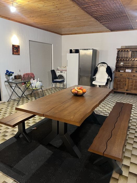 Mesa de Jantar de madeira