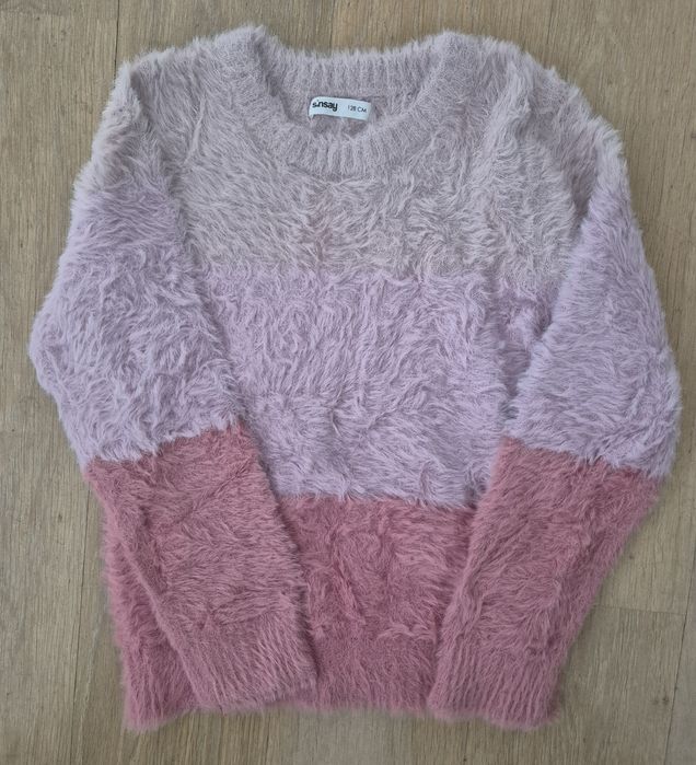 Sweterek w roz. 128