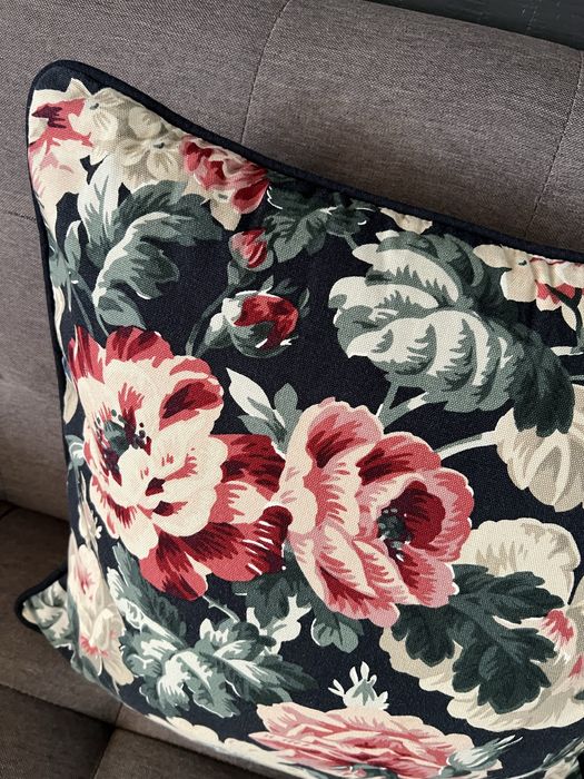 Almofada com capa da IKEA