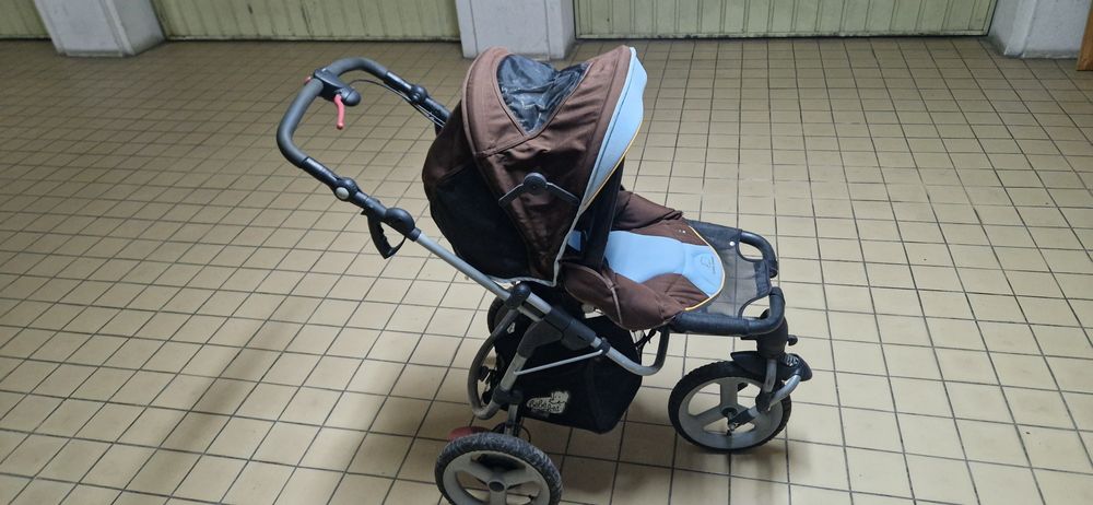 Carrinho de bebé- bebé confort