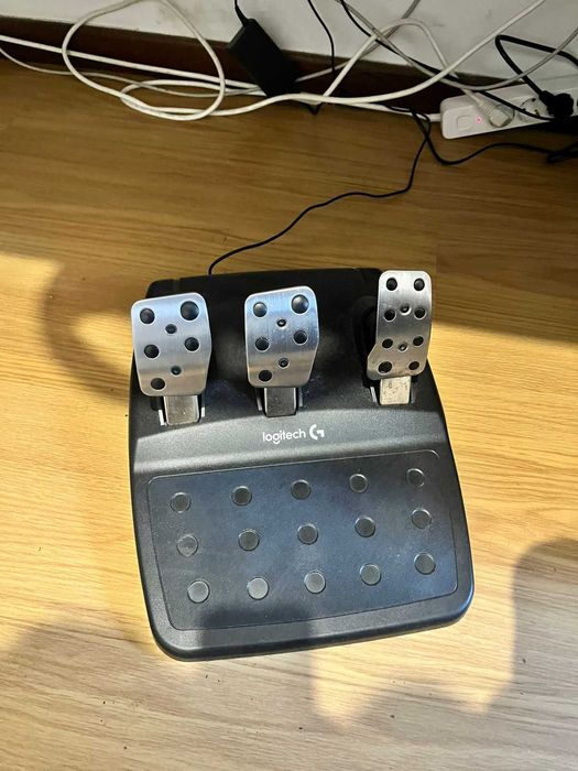 Volante gaming g29 + H shifter