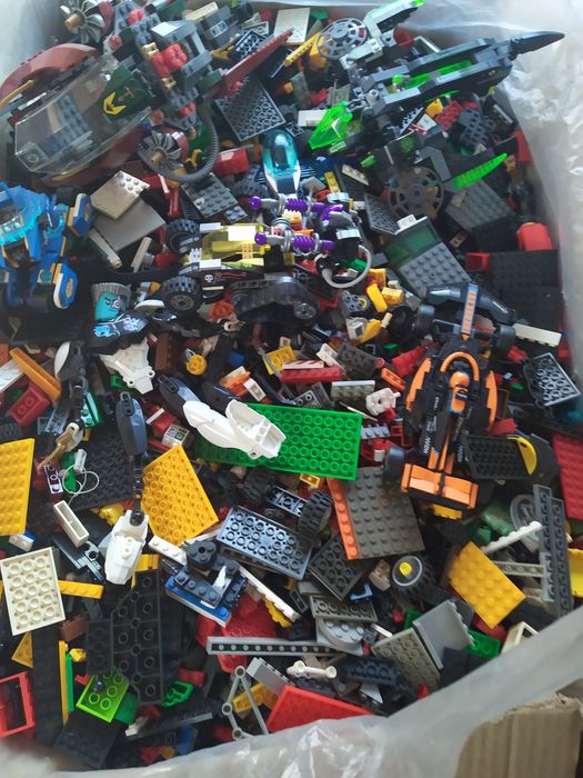 Лего 3кг дуже багато різних деталь