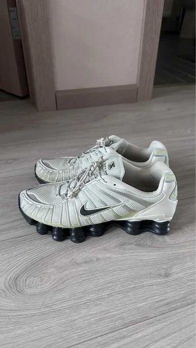 Nike Shox r41 26,5cm