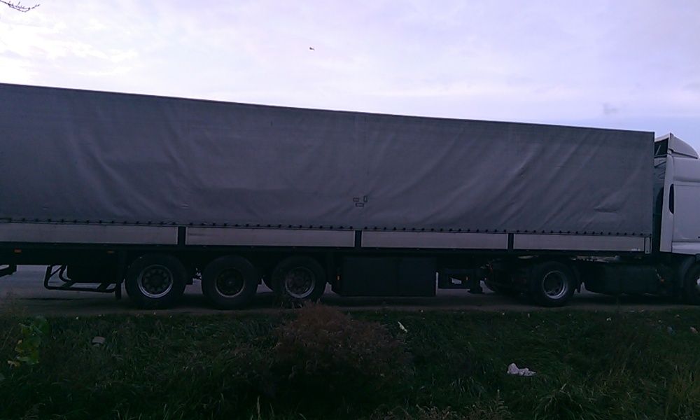 Продам напівпричіп Scmitz