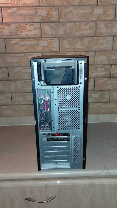 Корпус для ПК Asus Vento A8 (ATX)