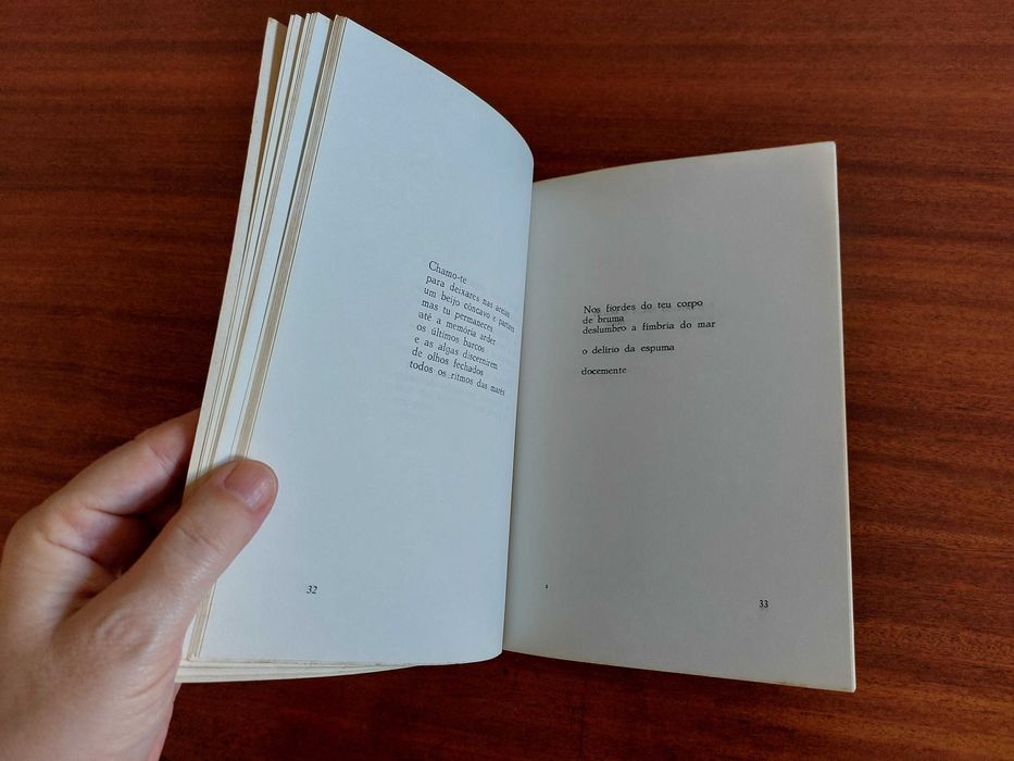 Livro A Linguagem dos Espelhos - Eufrázio Filipe