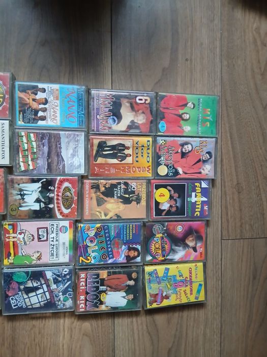 Sprzedam kasety  do radia