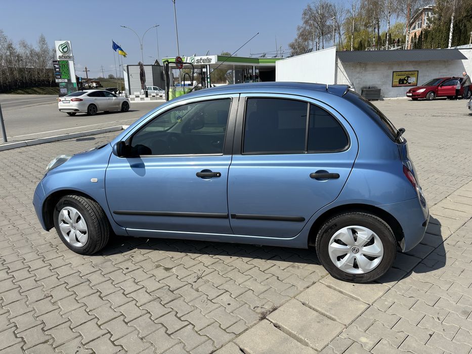 Nissan micra 2008 року 1,2 автомат