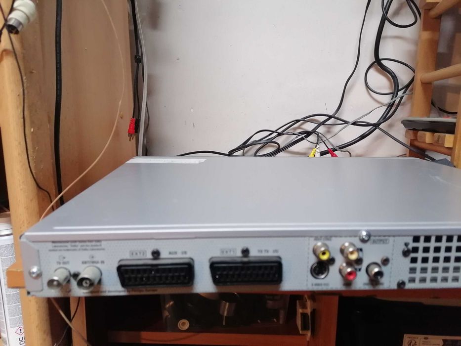 Nagrywarka Philips   DVDR3450H HDD 160GB