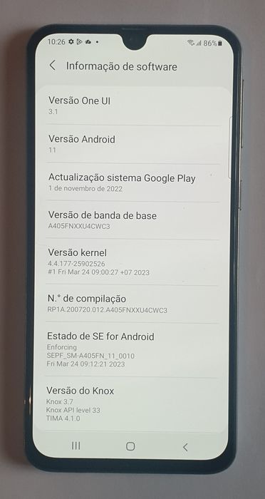 Telemóvel smartfone android Samsung a40