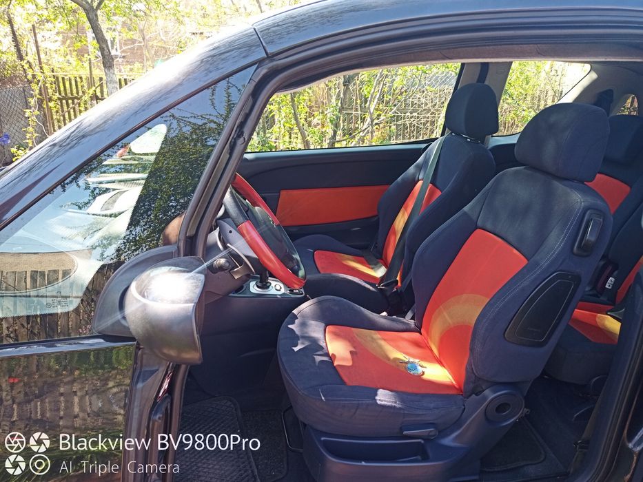 Продам Peugeot 1007