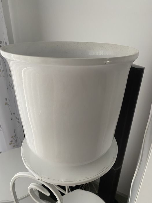 Duza donica biala porcelanowa 27/30