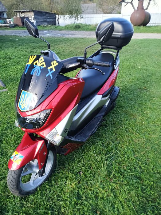 Скутер Yamaha NMAX125