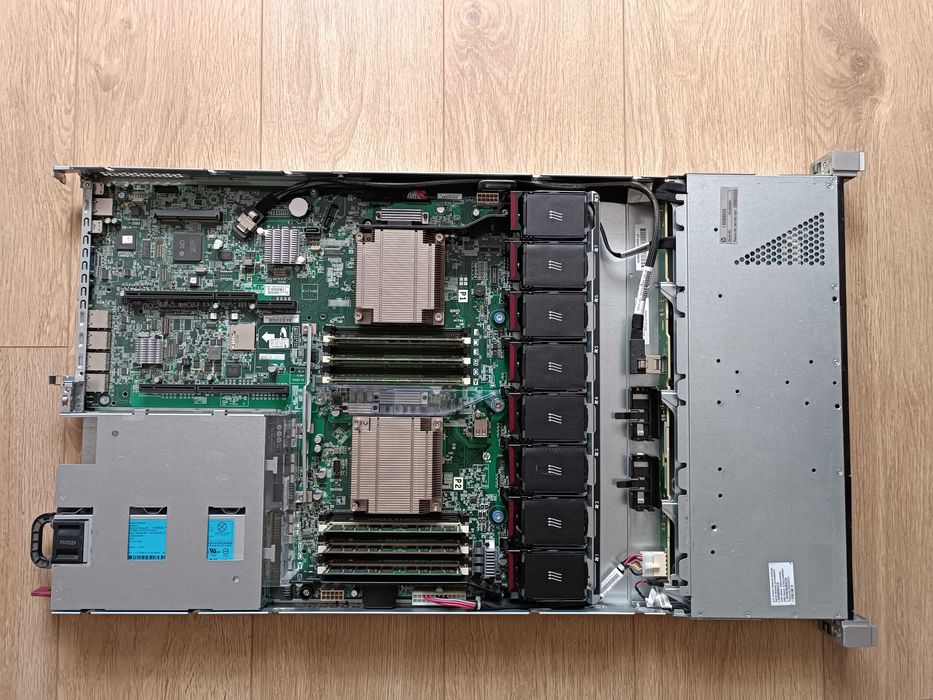 Serwer HP ProLiant DL360e Gen8
