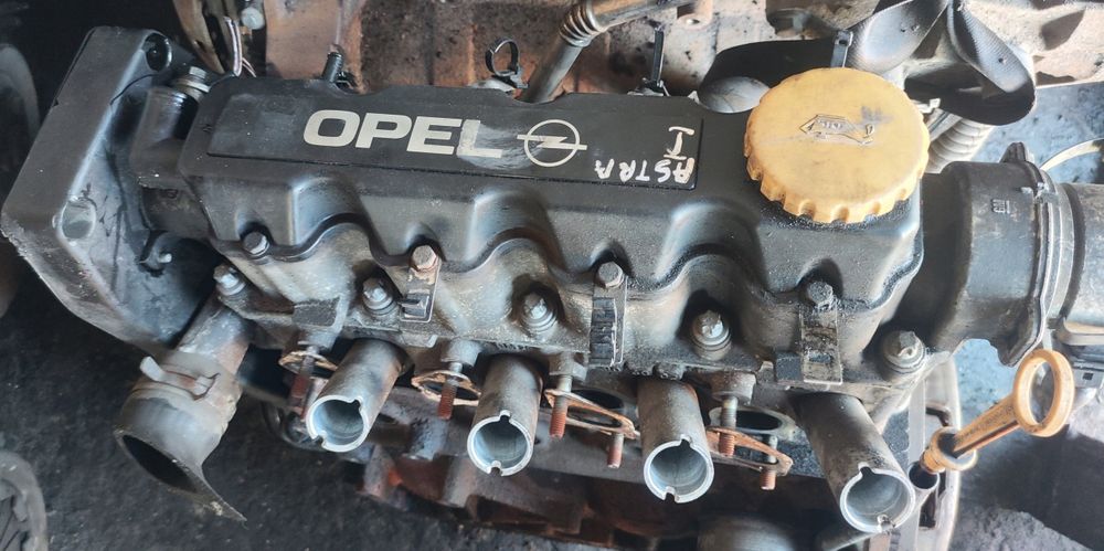 Мотор 1.4 C14NZ Опель Астра F Кадет Є