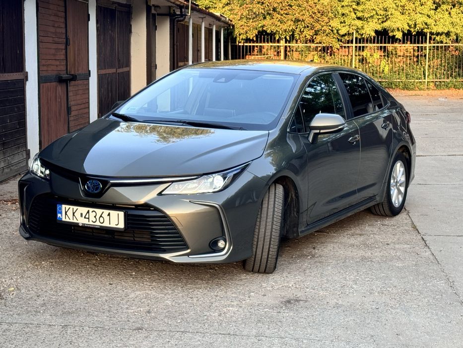 Toyota Corolla /Prius wynajem hybryda/LPG