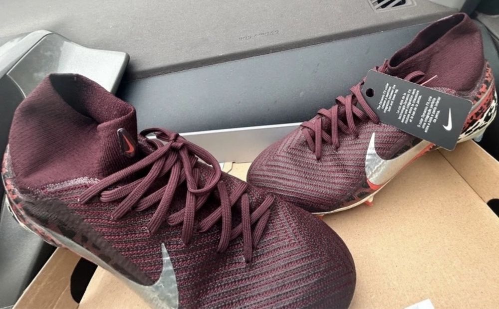 Chuteiras Nike elite NU3