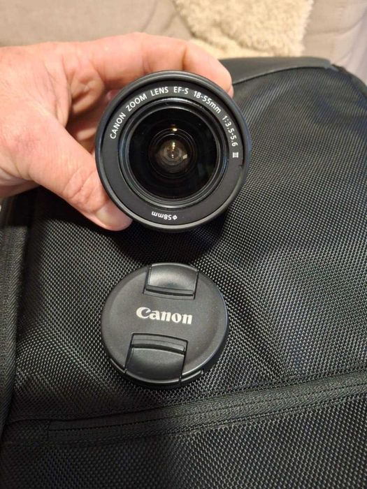 Canon 1300D + Lente EF-S 18-55mm + Lente EF 75-300mm