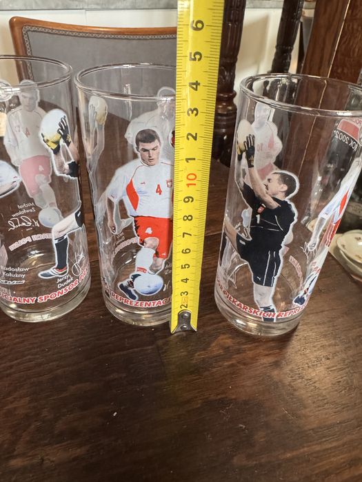 Szklaneczki do napojów 4 sztuki 10 zł