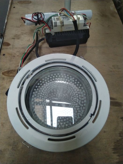 Потолочный стеклянный фонарь