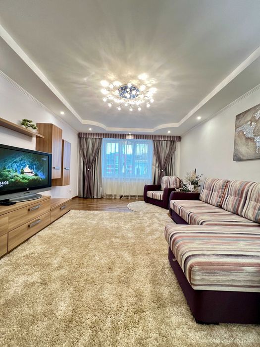 Бам. 2 лікарня. 2 кімнатна квартира подобово