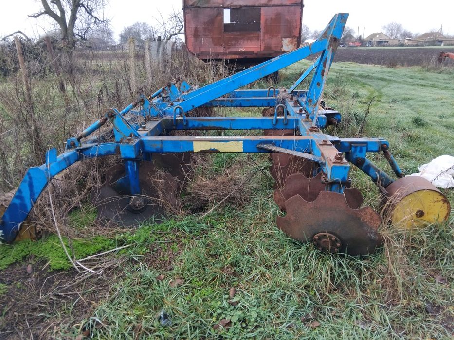 Продаю дисковий ґрунтообробний агрегат АГД-3,5