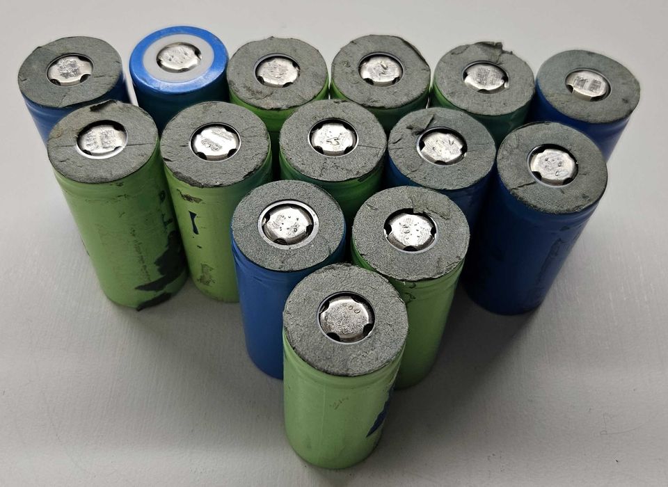 Ogniwa Lifepo4 32700 6000mAh 3.2V Depakiet