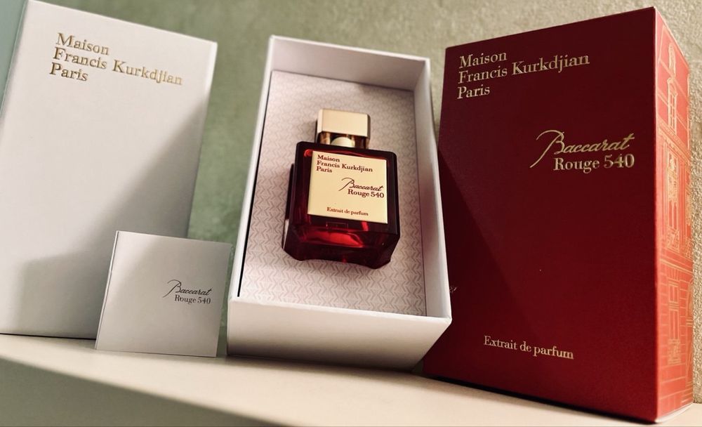 Парфюм Maison Francis Kurkdjian Baccarat Rouge 540 Extrait de Parfum