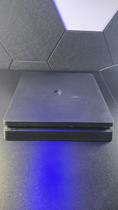 PS4 Slim 1TB | Comando Novo | Pack Completo | Lisboa